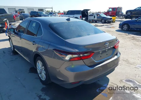 2023 Toyota Camry Le из США, поврежденный, VIN 4T1C11AK6PU732244